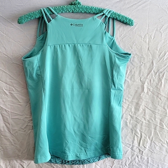 ❤️FREE with Purchase Columbia Sports Tank - Picture 3 of 4